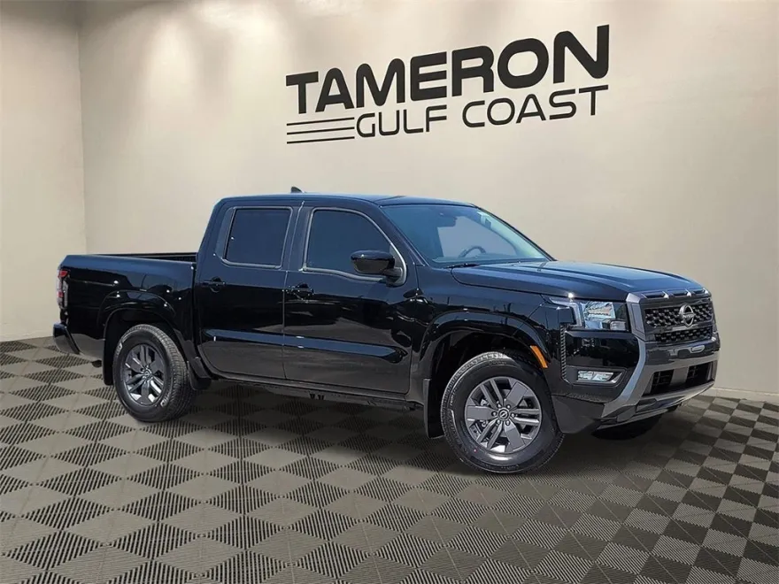 2025 Nissan Frontier SV photo 1