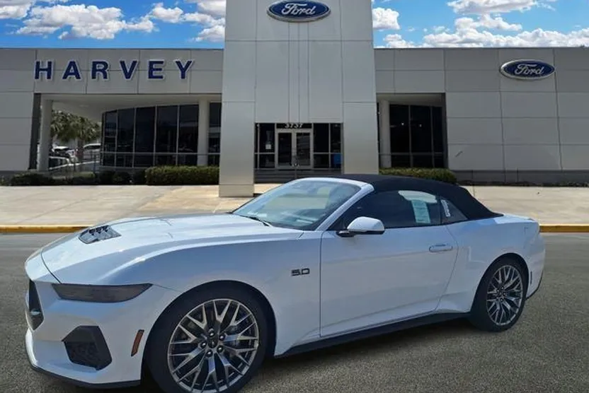 2025 Ford Mustang GT Premium Convertible photo 1