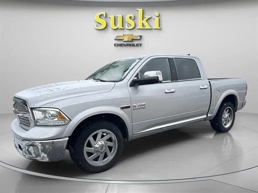 2017 Ram 1500 Laramie photo 1