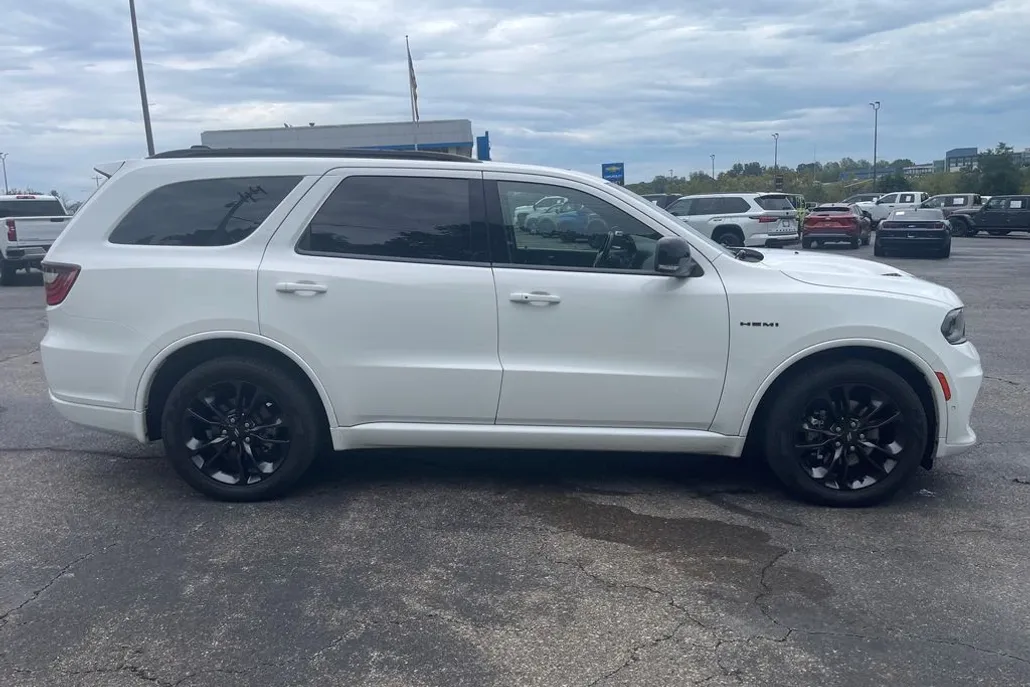 2023 Dodge Durango R/T Plus photo 1
