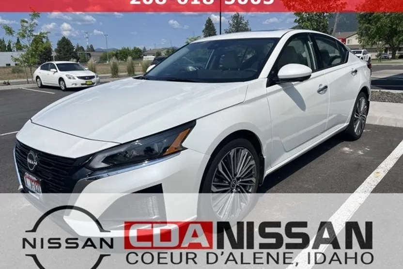 2024 Nissan Altima 2.5 SL photo 1