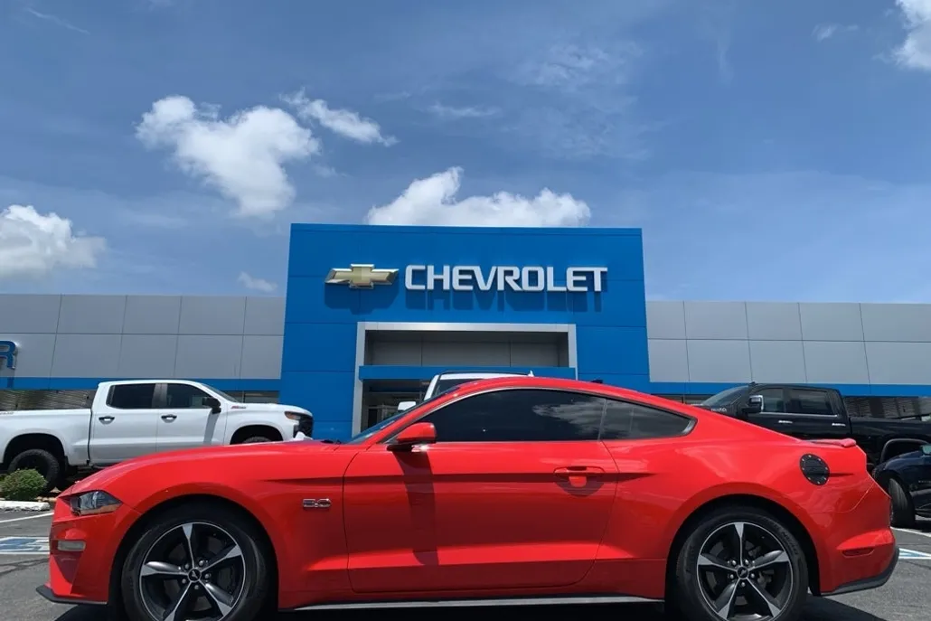 2022 Ford Mustang GT photo 1
