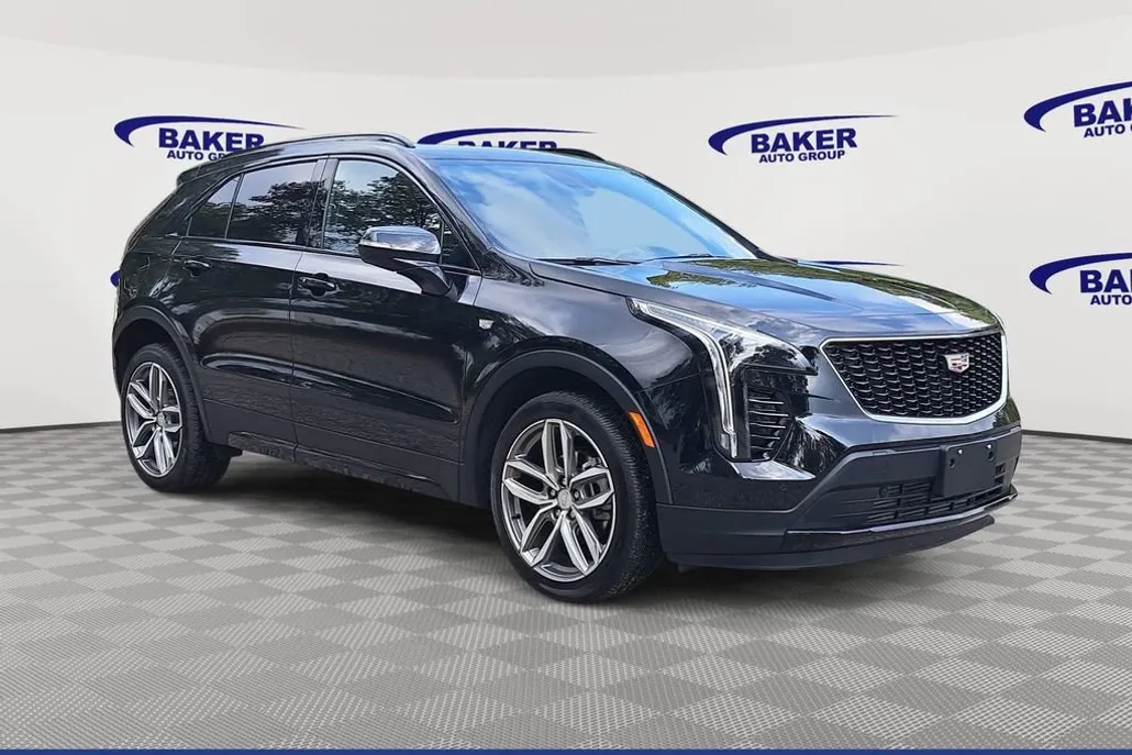 2023 Cadillac XT4 Sport photo 1