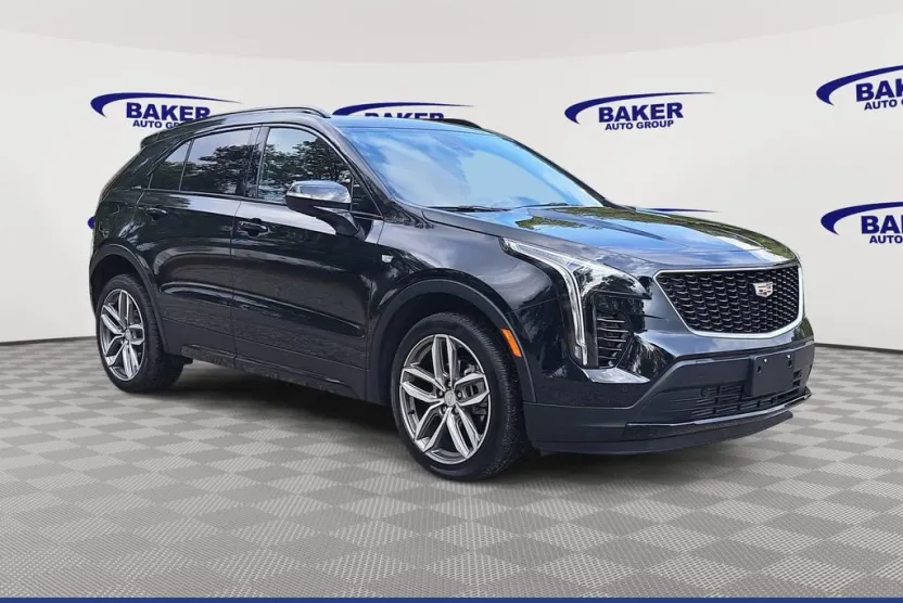 2023 Cadillac XT4 Sport photo 1