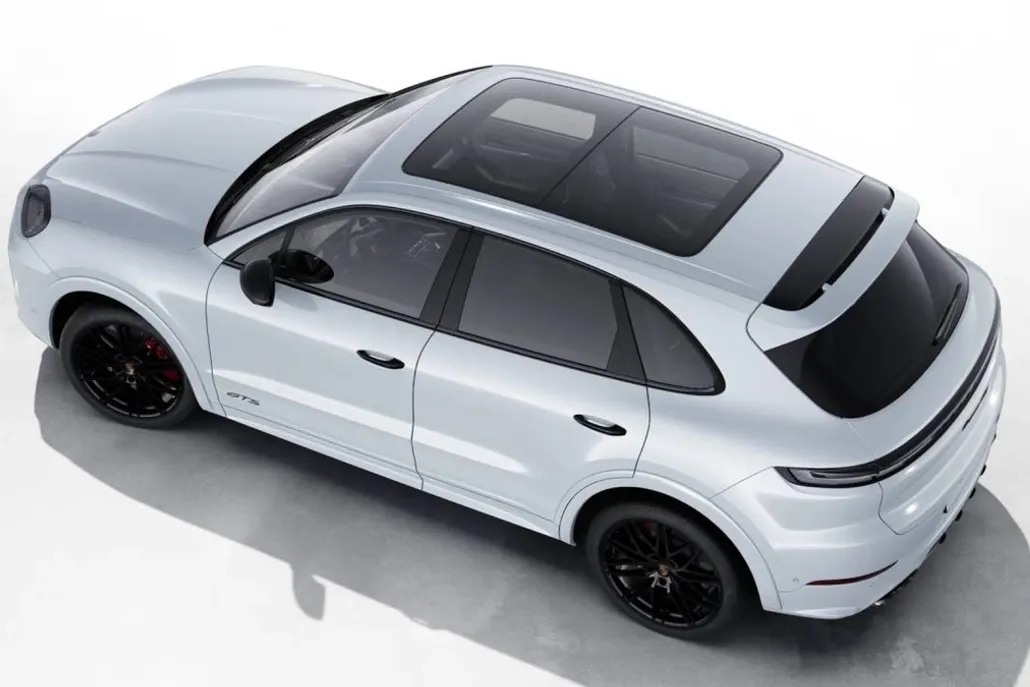 2026 Porsche Cayenne GTS photo 1