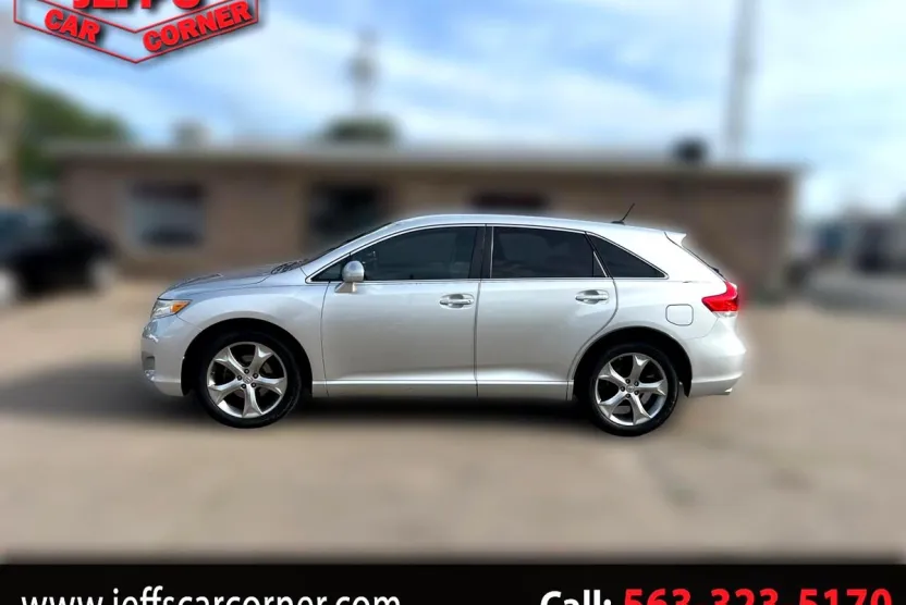 2011 Toyota Venza photo 1