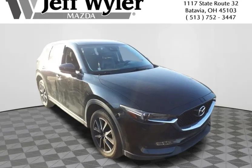 2017 Mazda CX-5 Grand Touring Select photo 1