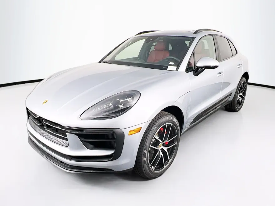 2025 Porsche Macan S photo 1