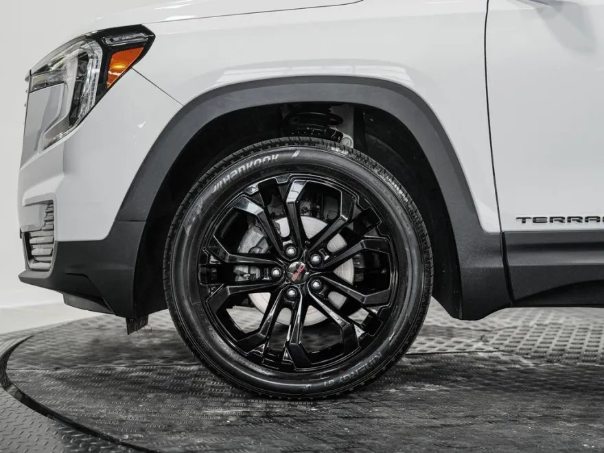 2022 Gmc Terrain SLE photo 1