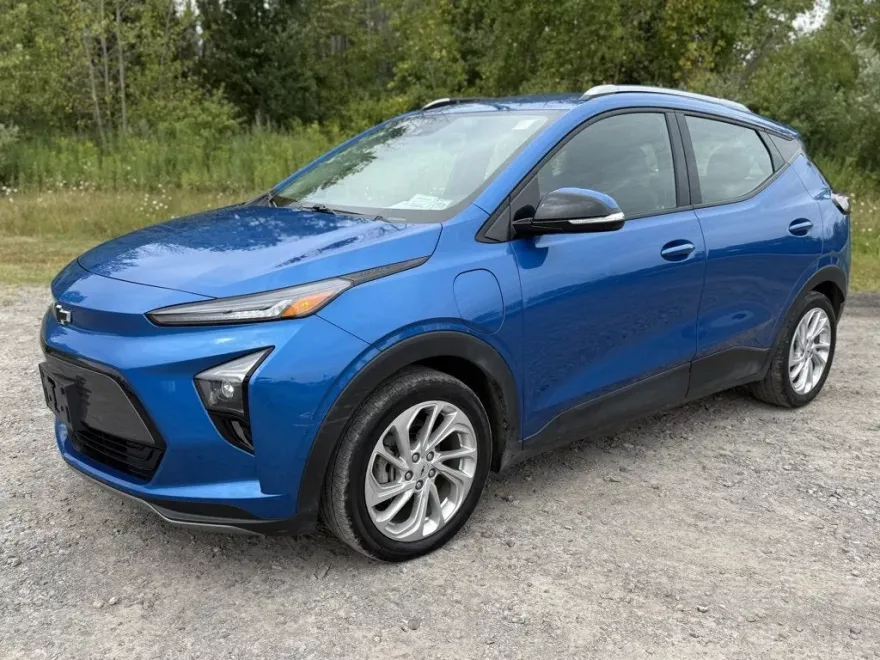 2022 Chevrolet Bolt EUV photo 1