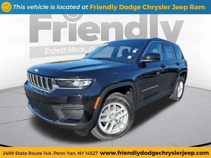 2025 Jeep Grand Cherokee Laredo photo 1