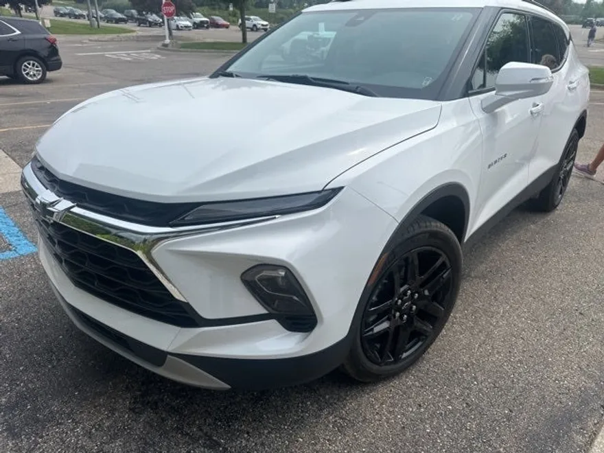 2023 Chevrolet Blazer 3LT photo 1