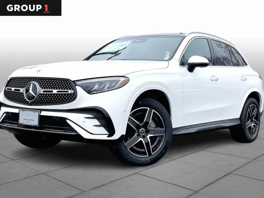 2025 Mercedes Benz GLC 300 4MATIC photo 1