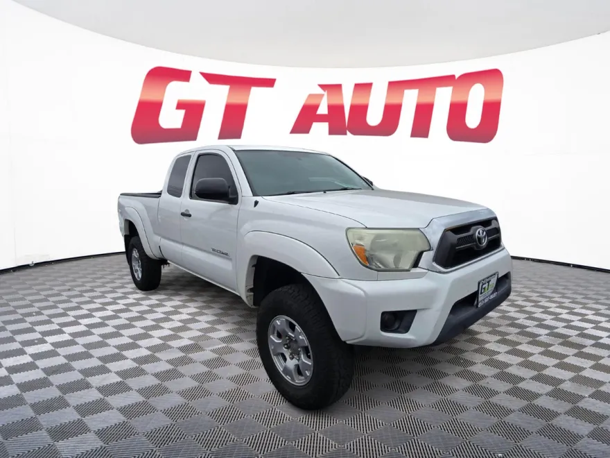 2012 Toyota Tacoma photo 1