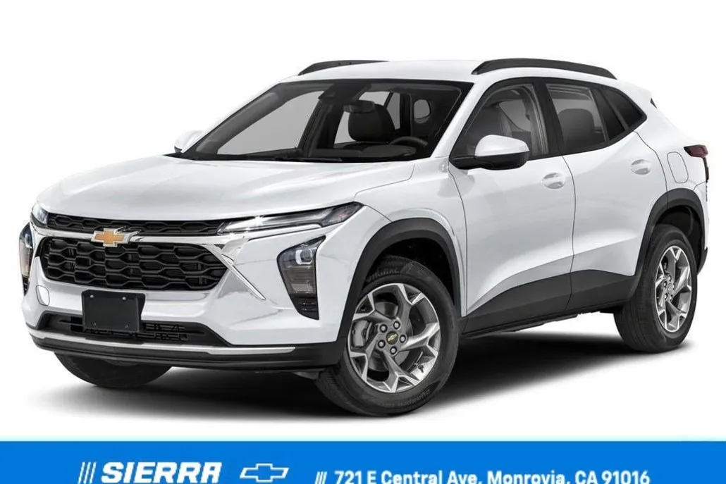 2025 Chevrolet Trax ACTIV photo 1
