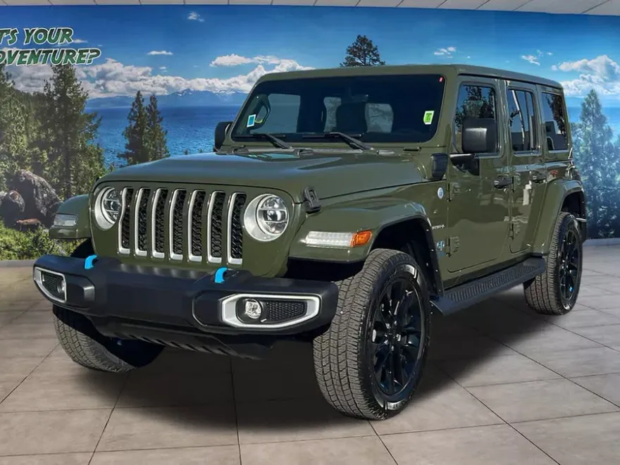 2022 Jeep Wrangler 4xe Unlimited Sahara photo 1