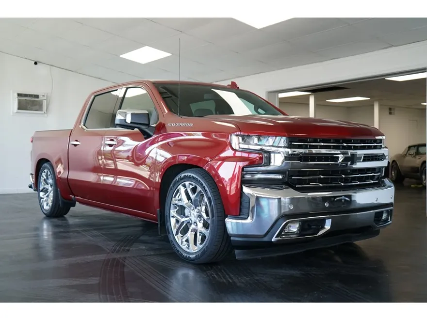 2020 Chevrolet Silverado 1500 LTZ photo 1
