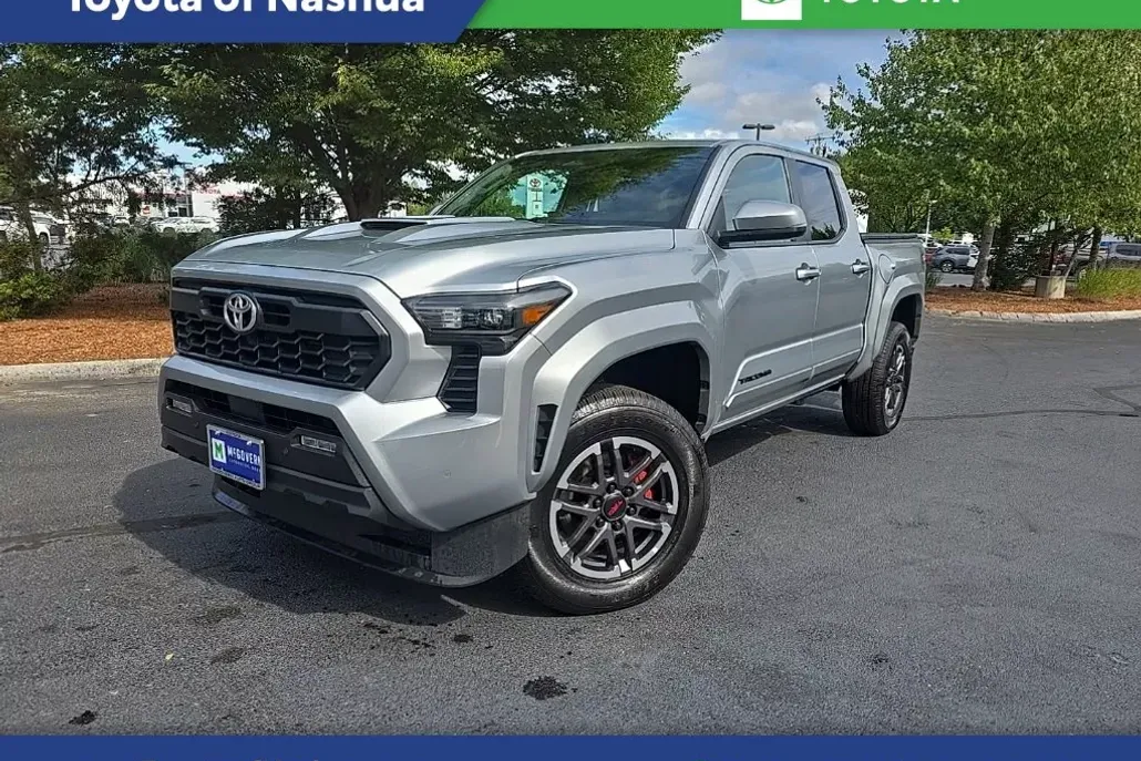 2024 Toyota Tacoma TRD Sport photo 1