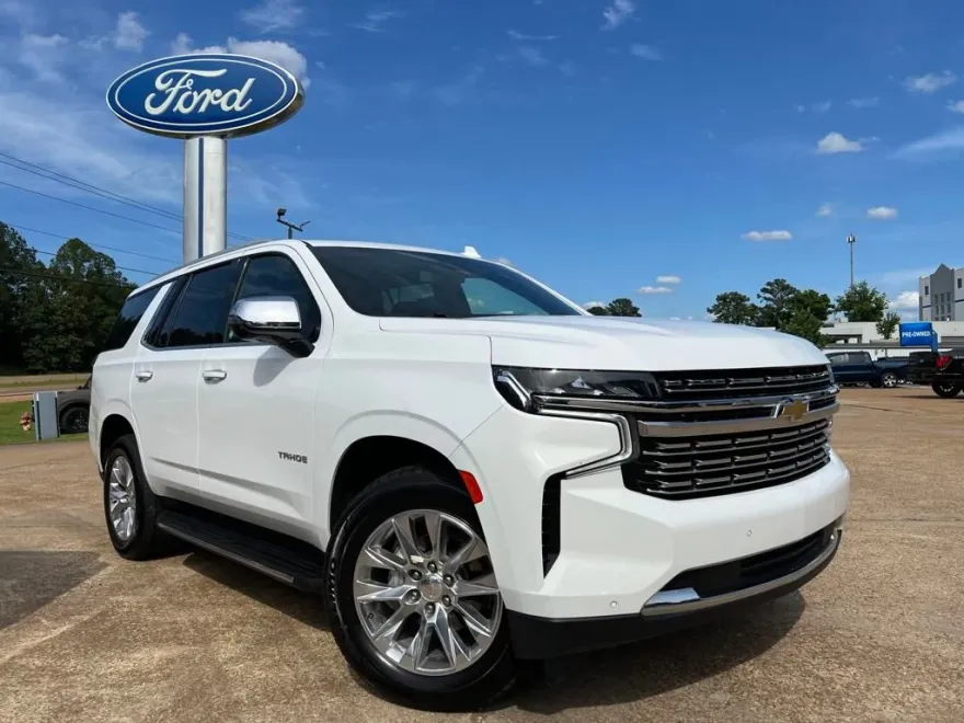 2023 Chevrolet Tahoe Premier photo 1