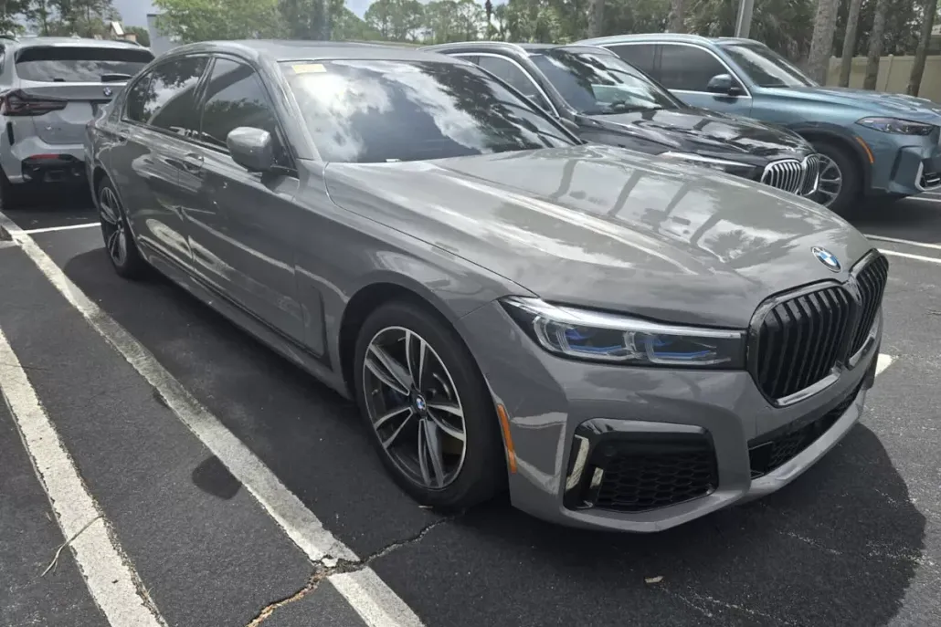 2020 Bmw 745e xDrive Sedan photo 1