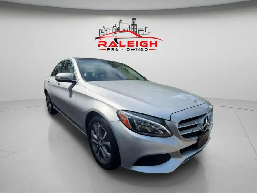 2016 Mercedes Benz C 300 4MATIC Sedan photo 1