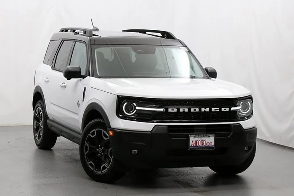 2025 Ford Bronco Sport Outer Banks photo 1