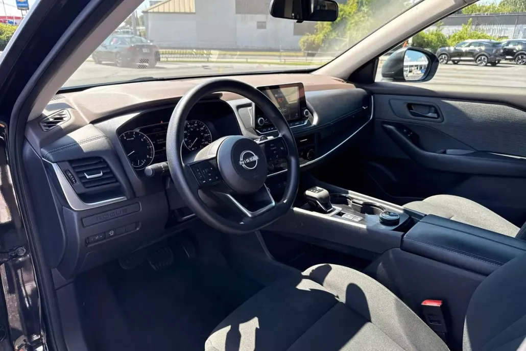 2023 Nissan Rogue S photo 1
