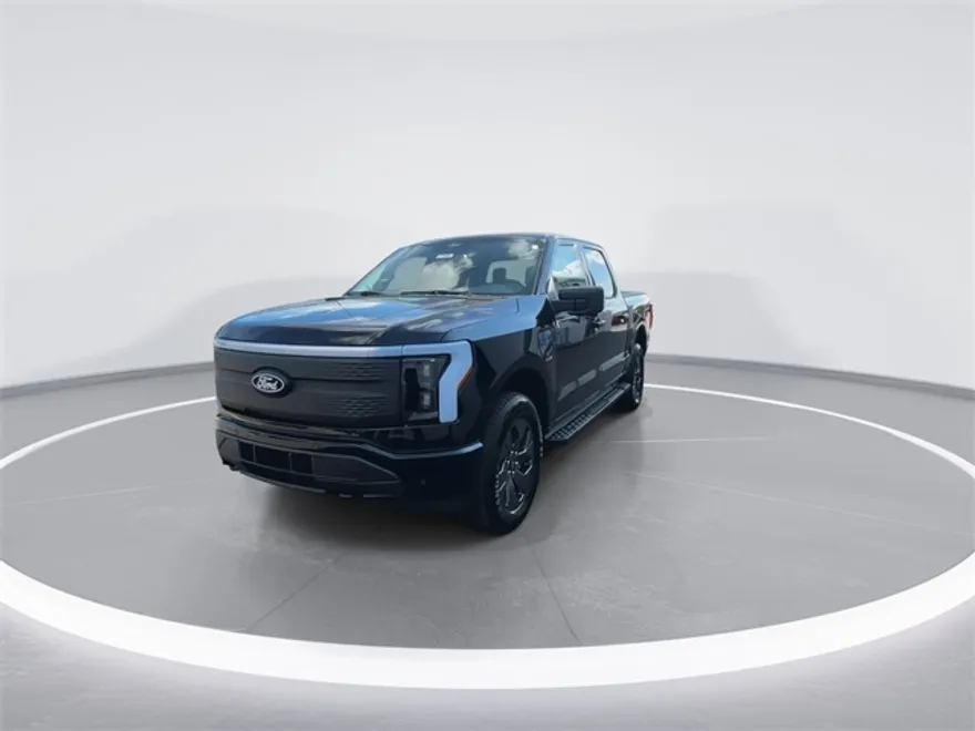 2025 Ford F-150 Lightning photo 1
