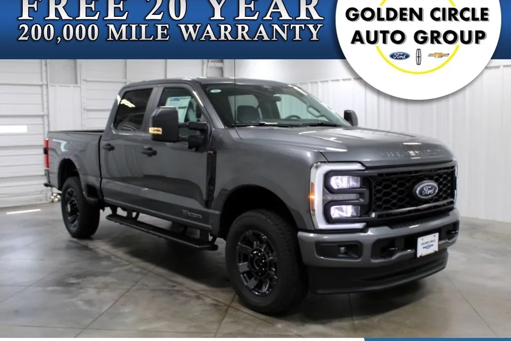 2025 Ford F-250 photo 1