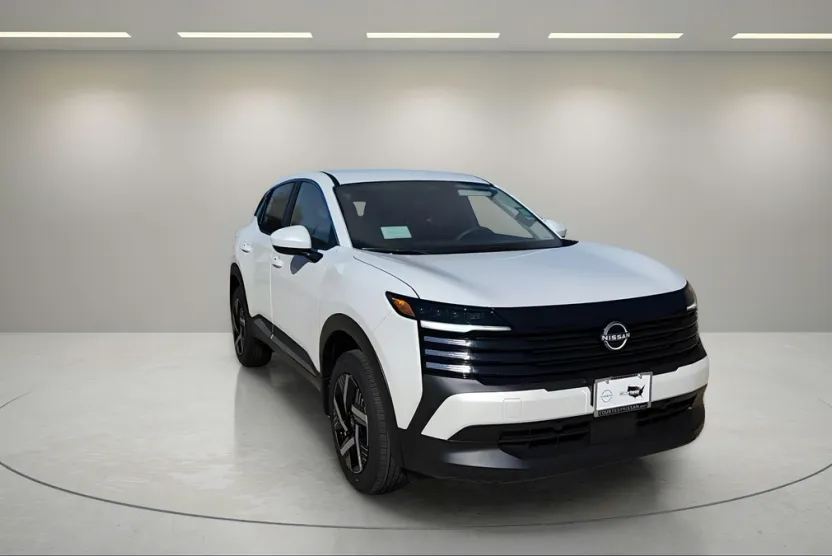 2025 Nissan Kicks SV photo 1