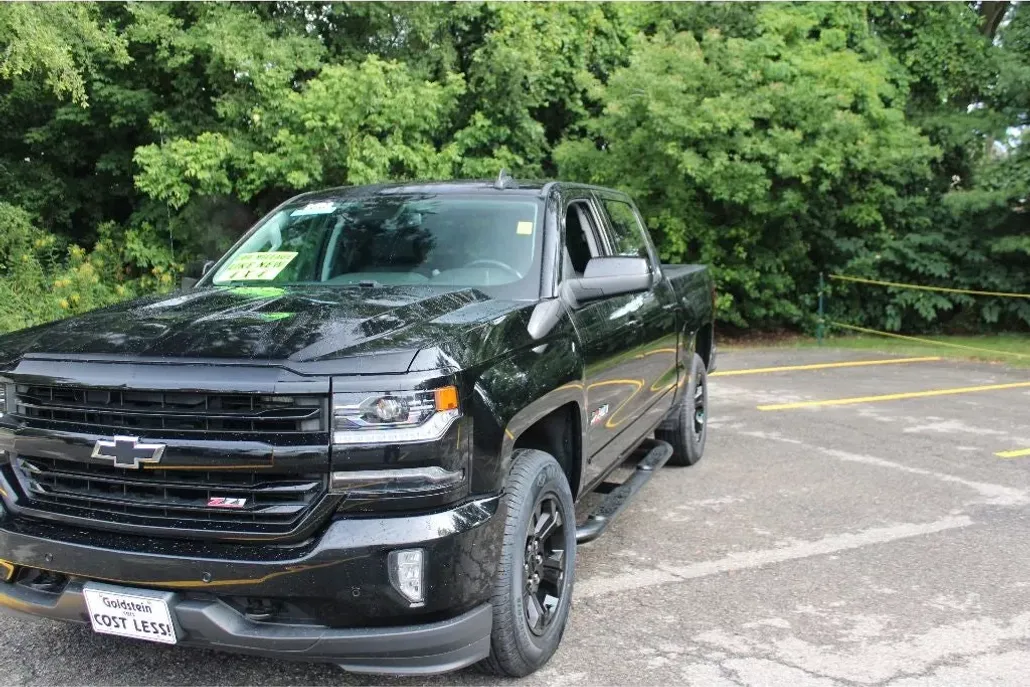 2018 Chevrolet Silverado 1500 LTZ photo 1