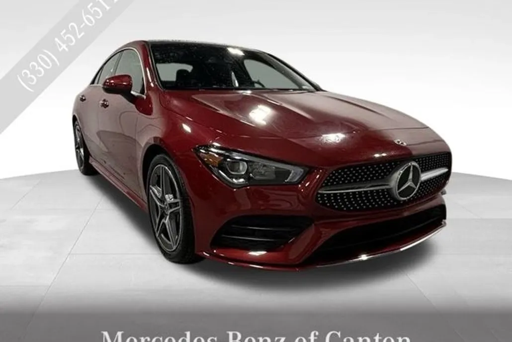 2022 Mercedes Benz CLA 250 4MATIC photo 1