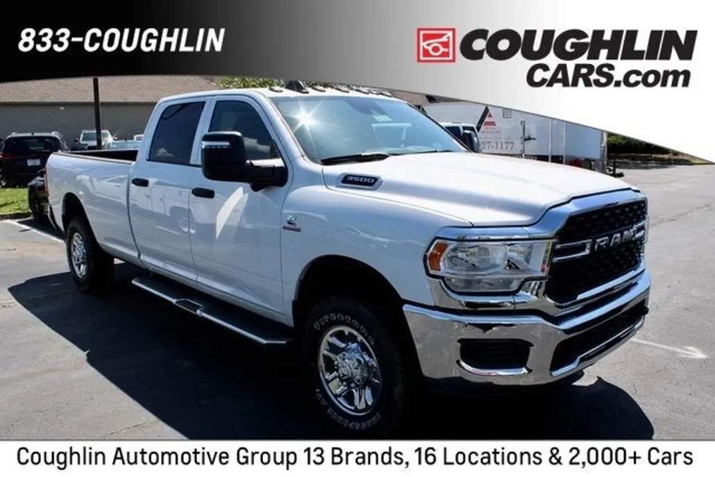 2024 Ram 3500 Tradesman photo 1