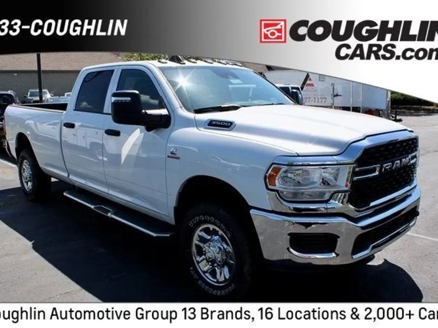 2024 Ram 3500 Tradesman photo 1