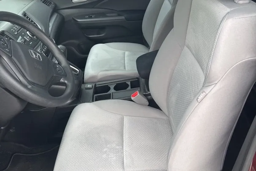2015 Honda CR-V LX photo 1