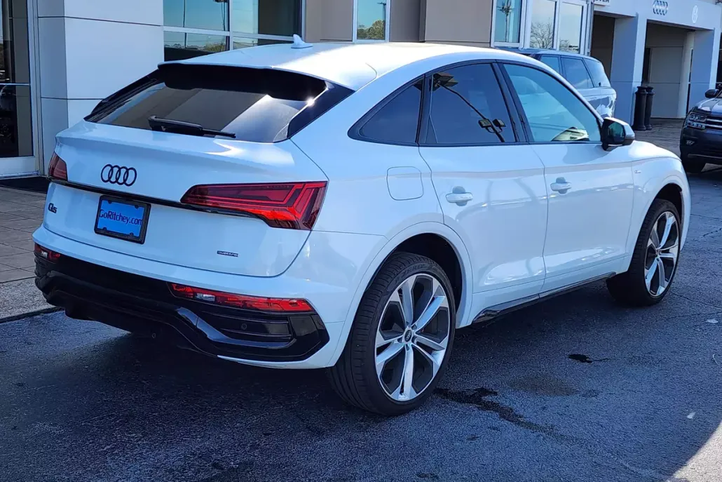 2024 Audi Q5 Sportback S line Premium Plus photo 1