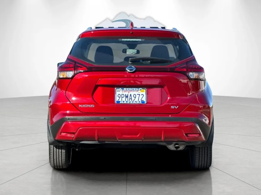 2021 Nissan Kicks SV photo 1
