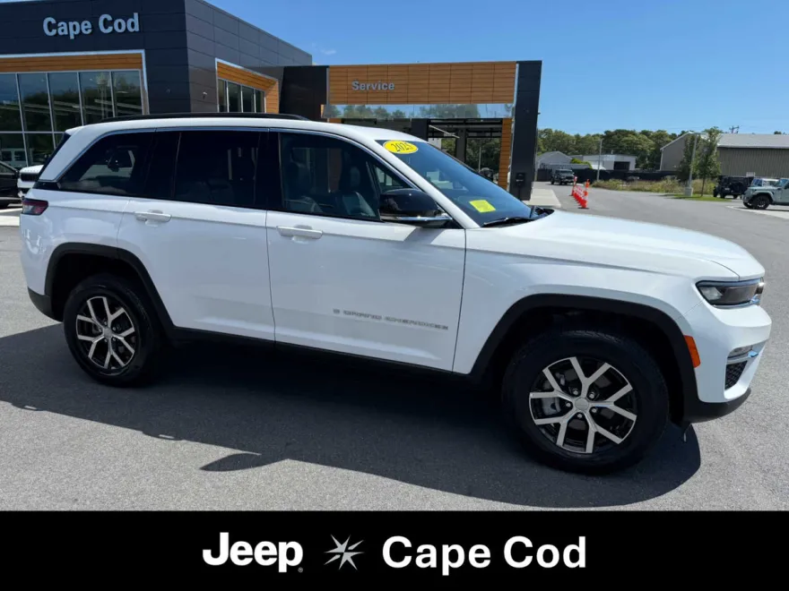 2025 Jeep Grand Cherokee Limited photo 1
