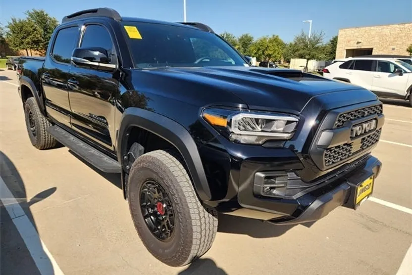 2023 Toyota Tacoma TRD Pro V6 photo 1