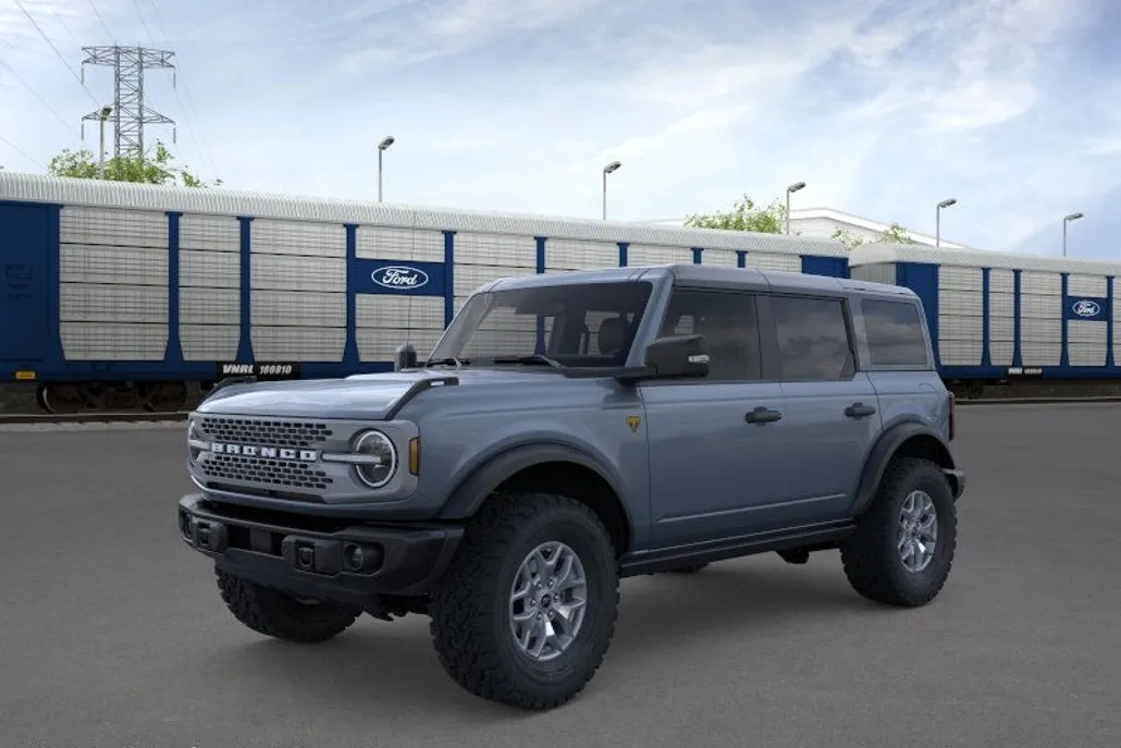 2025 Ford Bronco Badlands photo 1