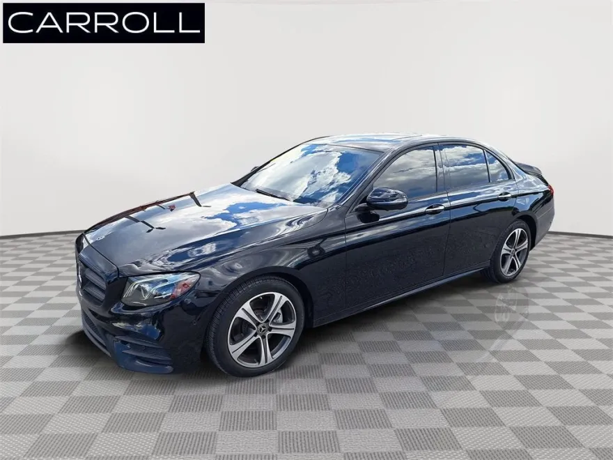 2019 Mercedes Benz E 300 4MATIC photo 1