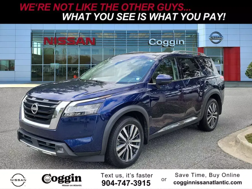 2022 Nissan Pathfinder Platinum photo 1