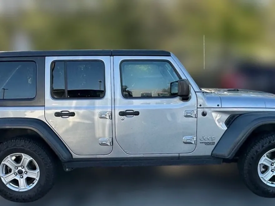 2018 Jeep Wrangler Unlimited Sport S photo 1