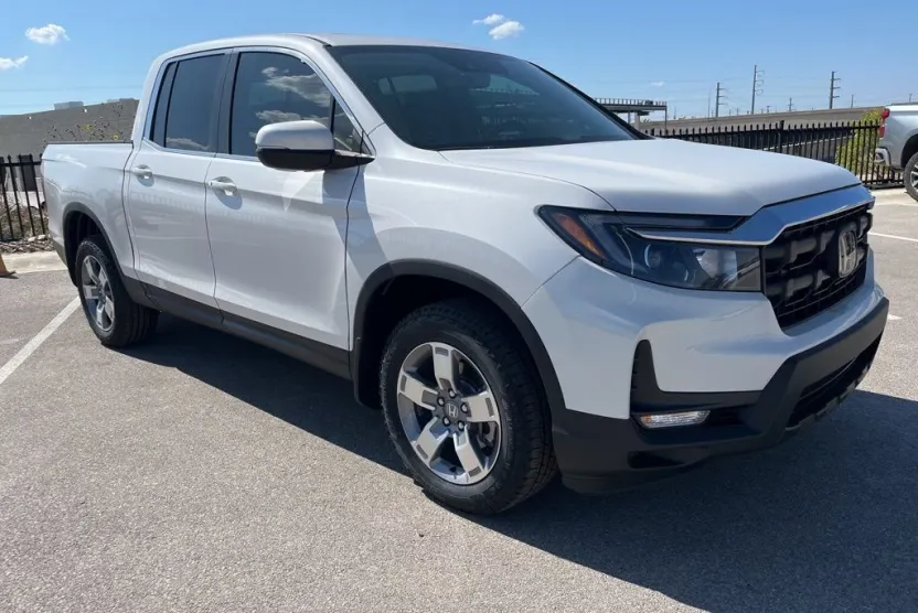 2025 Honda Ridgeline RTL photo 1