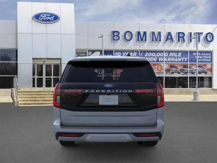 2025 Ford Expedition Platinum MAX photo 1
