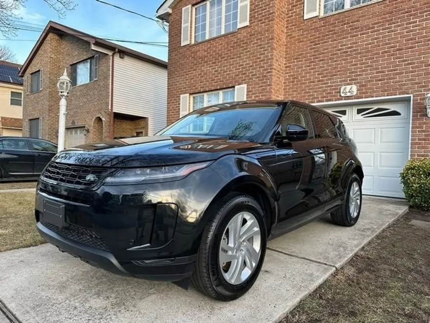 2024 Land Rover Range Rover Evoque S photo 1