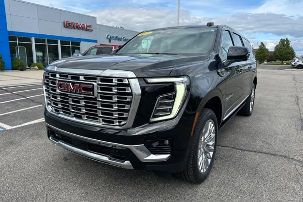 2025 Gmc Yukon XL Denali photo 1