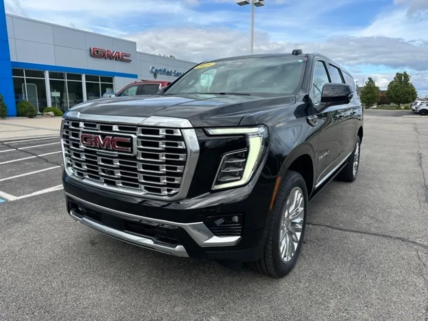 2025 Gmc Yukon XL Denali photo 1