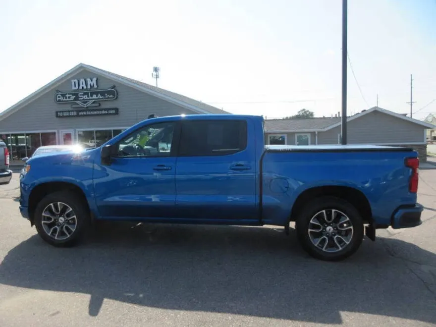 2022 Chevrolet Silverado 1500 RST photo 1