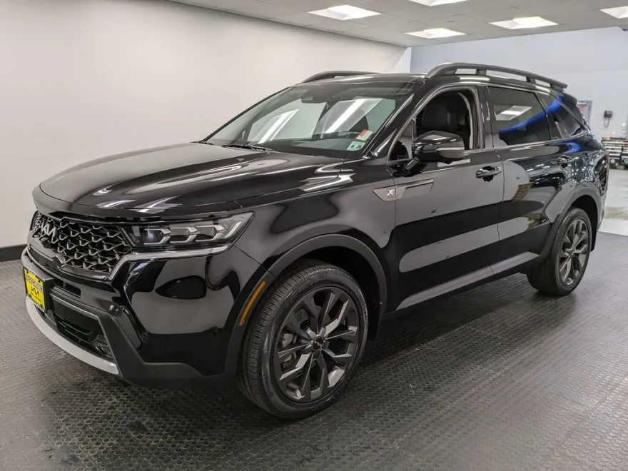 2023 Kia Sorento X-Line SX Prestige photo 1